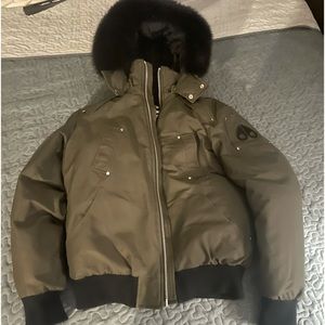 Men’s moose knuckles bomper coat size L